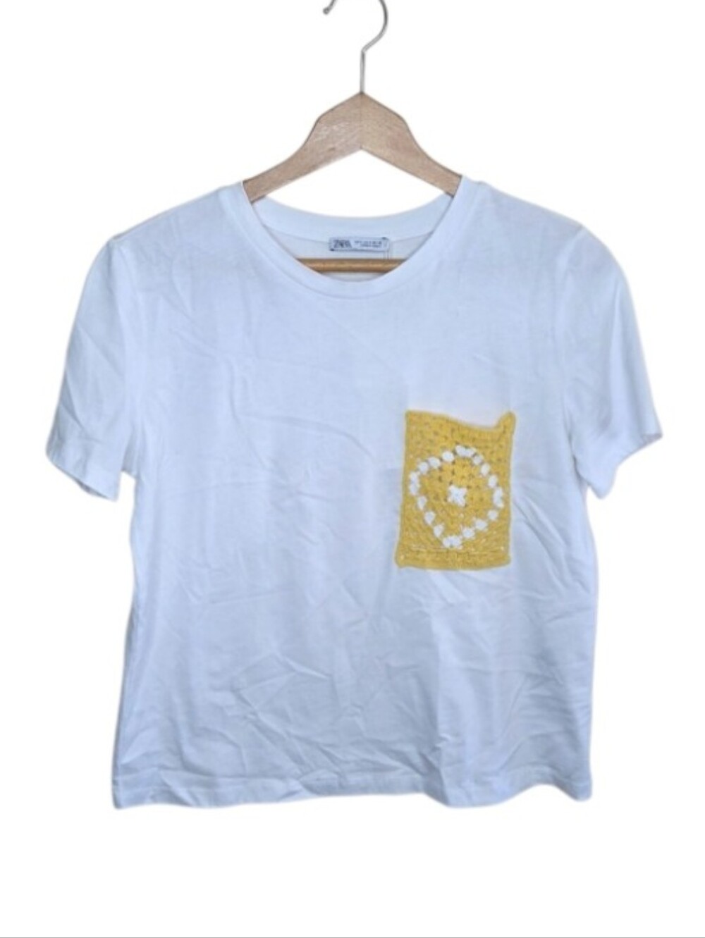 NWT Zara White Cropped Short Sleeve Tee Yellow Crochet Pocket Size Small Boho